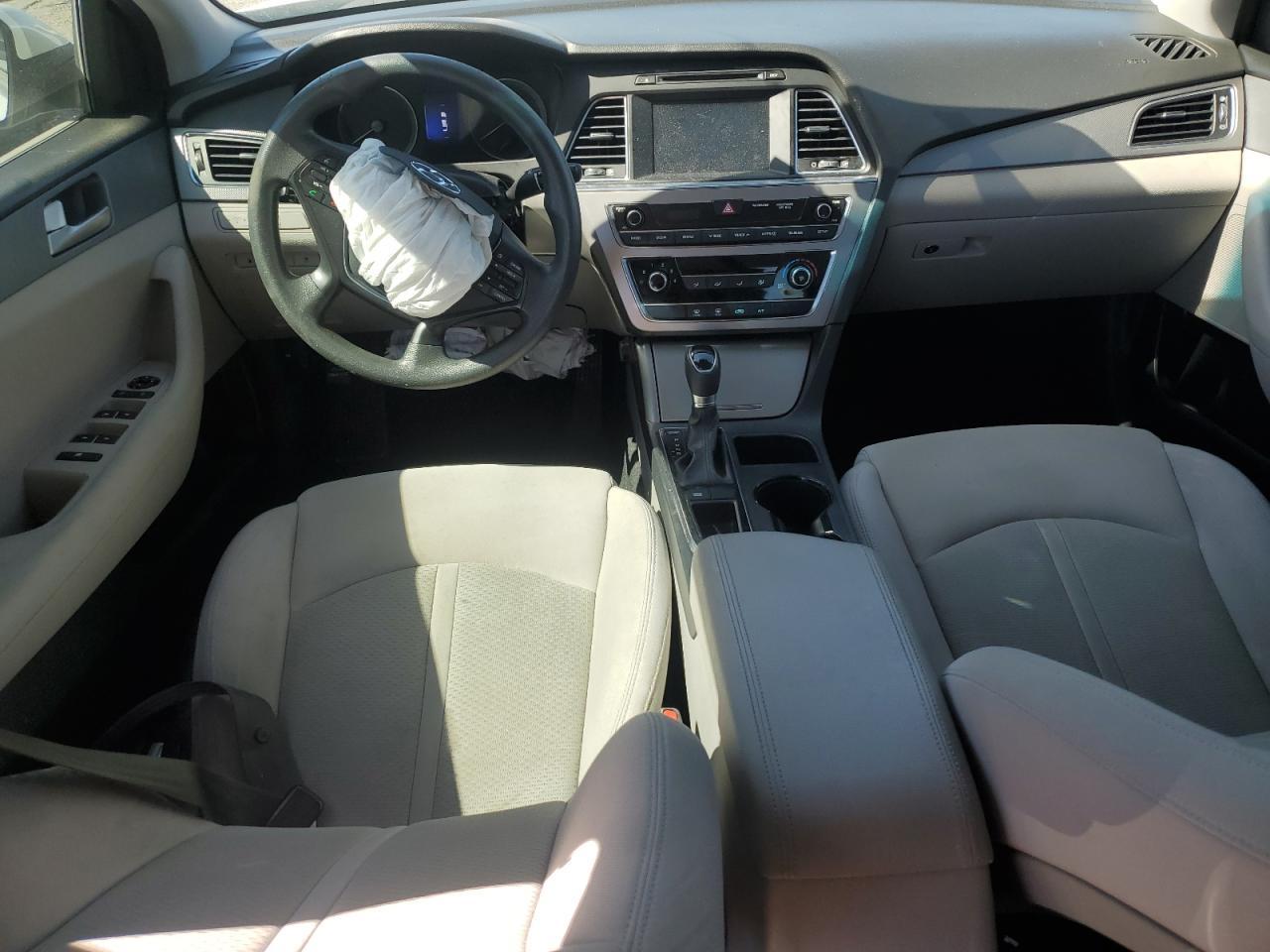 2017 Hyundai Sonata Se Copart, lot number: 57283875, vin: 5NPE24AFXHH590961. Thumbnail 8