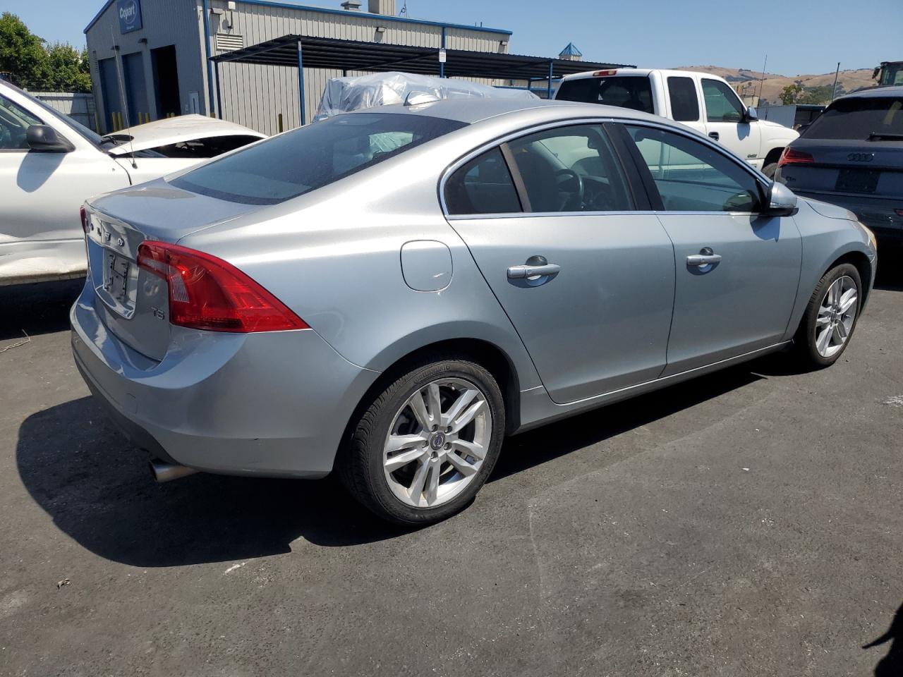 2013 Volvo S60 T5 Copart, lot number: 59050505, vin: YV1612FS3D1220500. Thumbnail 3