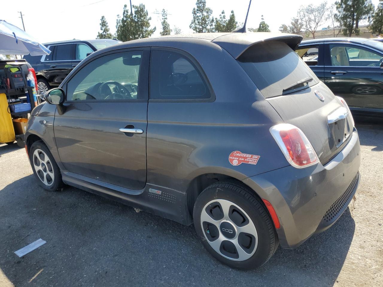 2017 Fiat 500 Electric Copart, lot number: 58774295, vin: 3C3CFFGE1HT598411. Thumbnail 2