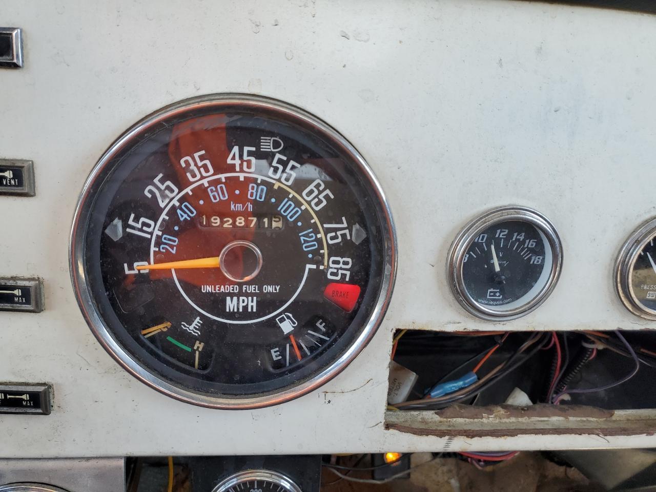 1984 Jeep Jeep Cj7 Copart, lot number: 58066485, vin: 1JCCF87E3ET071452. Thumbnail 9