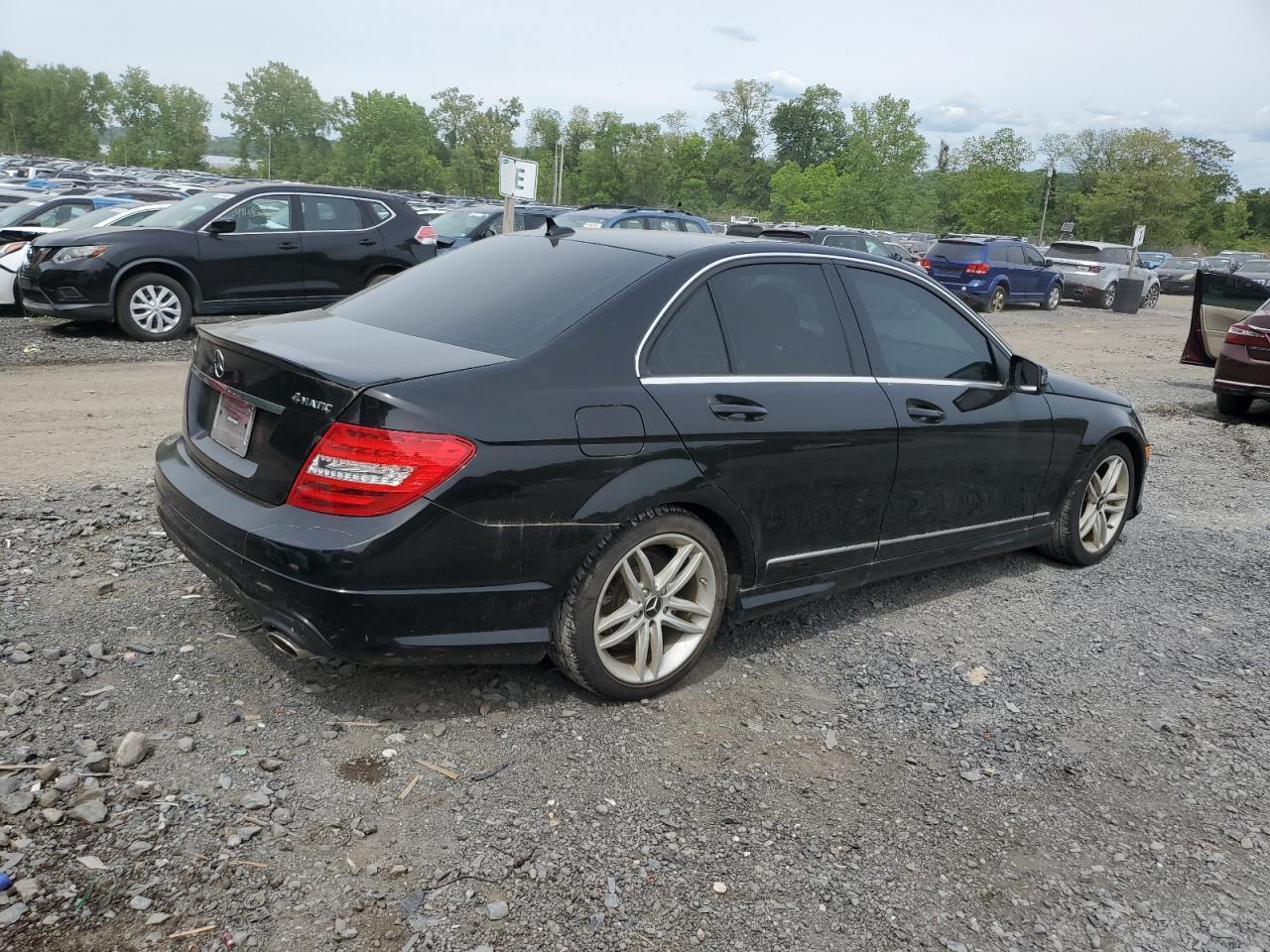 2012 Mercedes-Benz C 300 4Matic Copart, lot number: 58264875, vin: WDDGF8BB2CR211054. Thumbnail 3