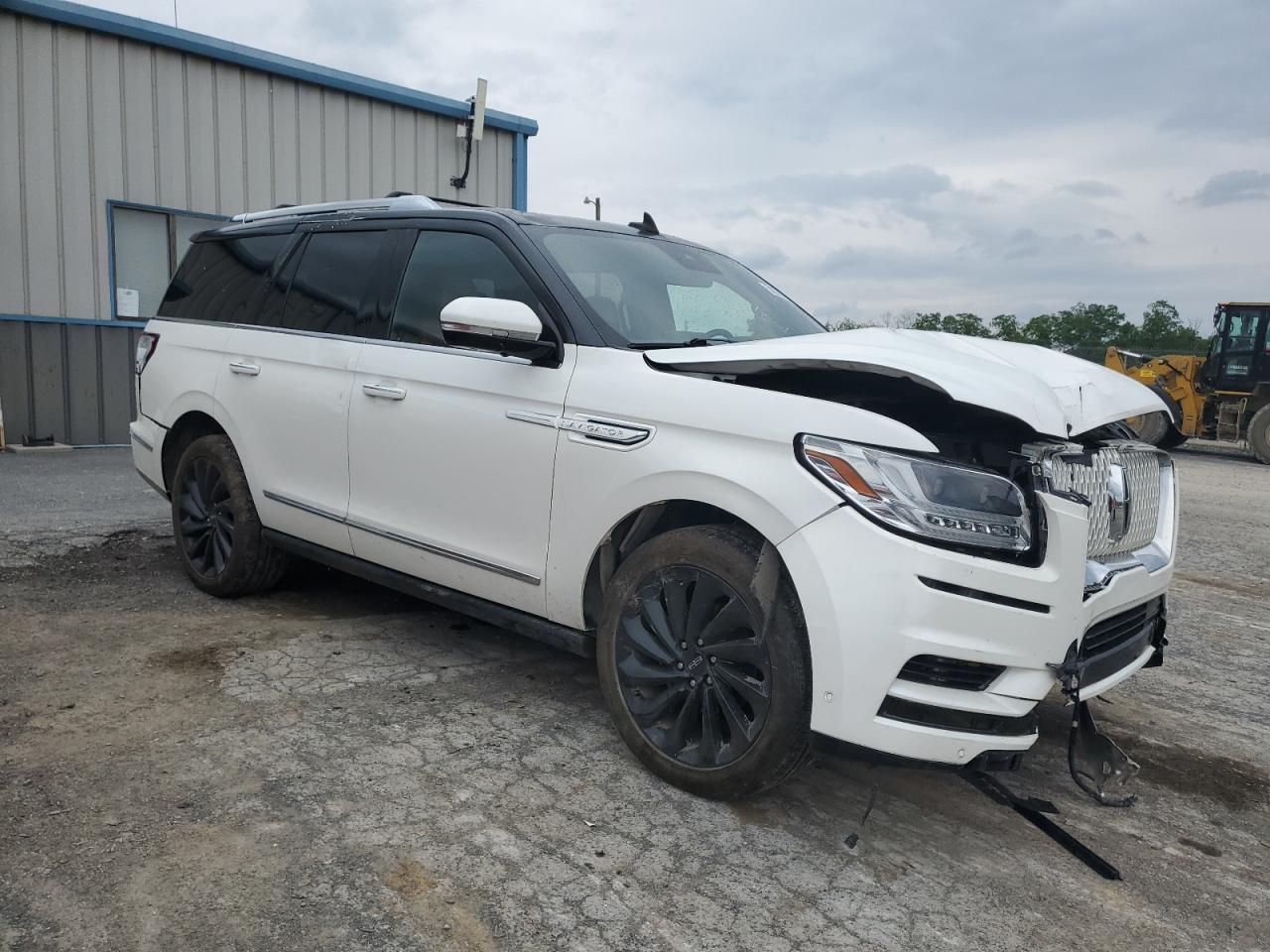 2021 Lincoln Navigator Reserve Copart, lot number: 58266655, vin: 5LMJJ2LT6MEL07189. Thumbnail 4