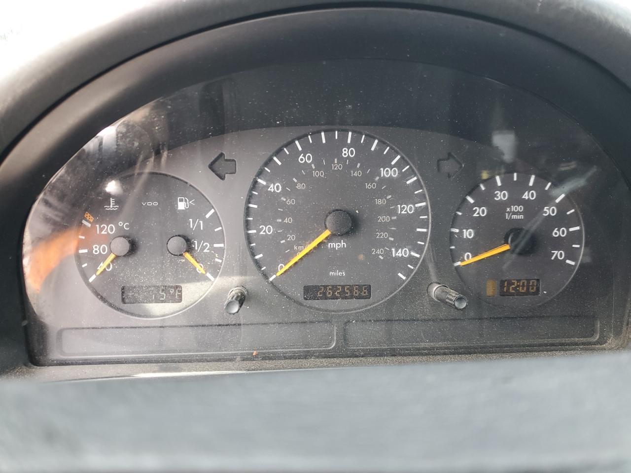 2004 Mercury Mls 500 Copart, lot number: 57248265, vin: NULL. Thumbnail 9