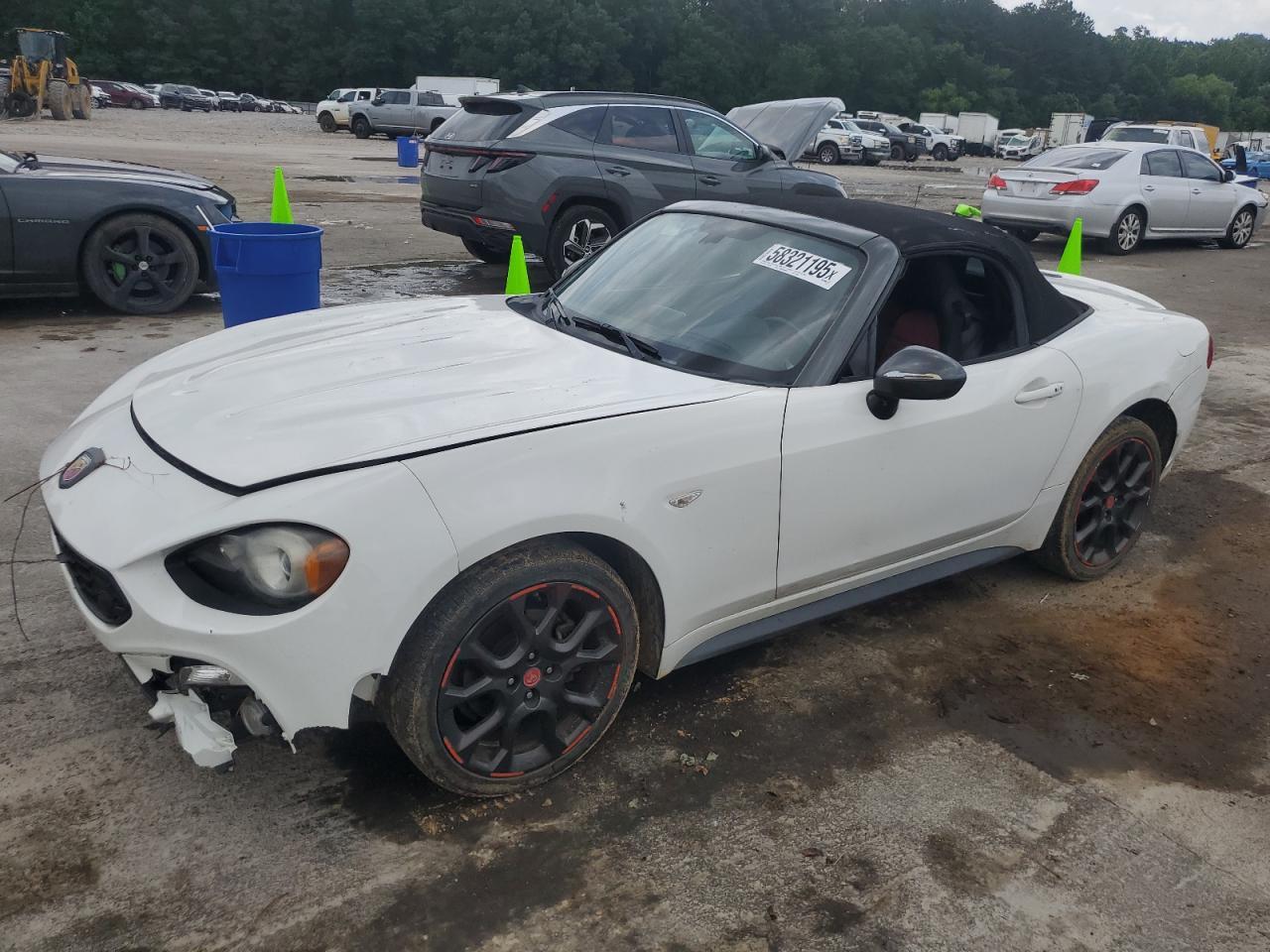 2018 Fiat 124 Spider Classica Copart, lot number: 58321195, vin: JC1NFAEK5J0134540. Thumbnail 1