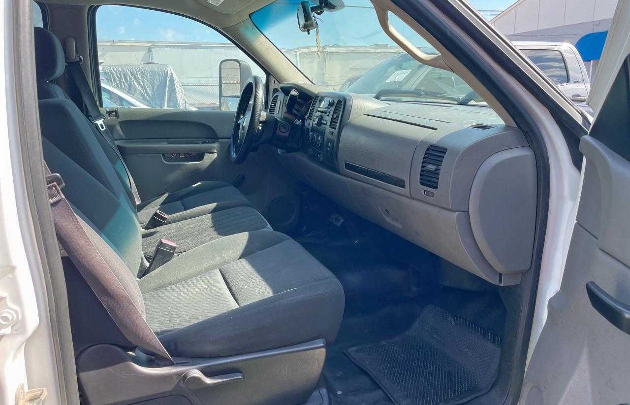 2013 Chevrolet Silverado C3500 Copart, lot number: 56779405, vin: 1GB4CZC80DF118121. Thumbnail 5