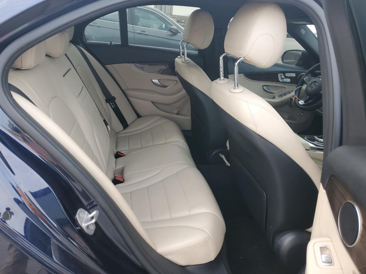 2018 Mercedes-Benz C 300 Copart, lot number: 57450775, vin: 55SWF4JB8JU240401. Thumbnail 10