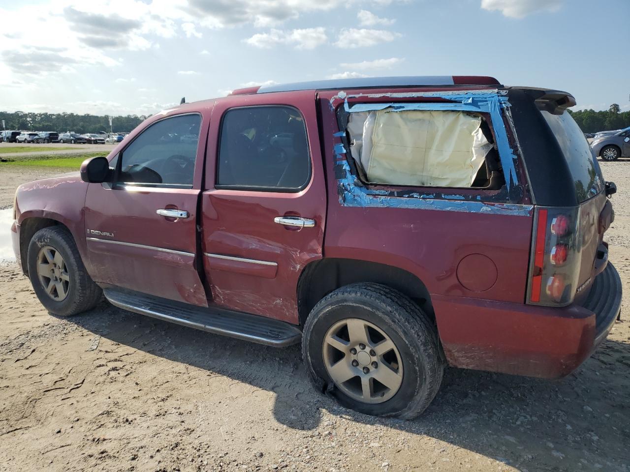 2007 GMC Yukon Denali Copart, lot number: 56106975, vin: 1GKFK63837J240354. Thumbnail 2