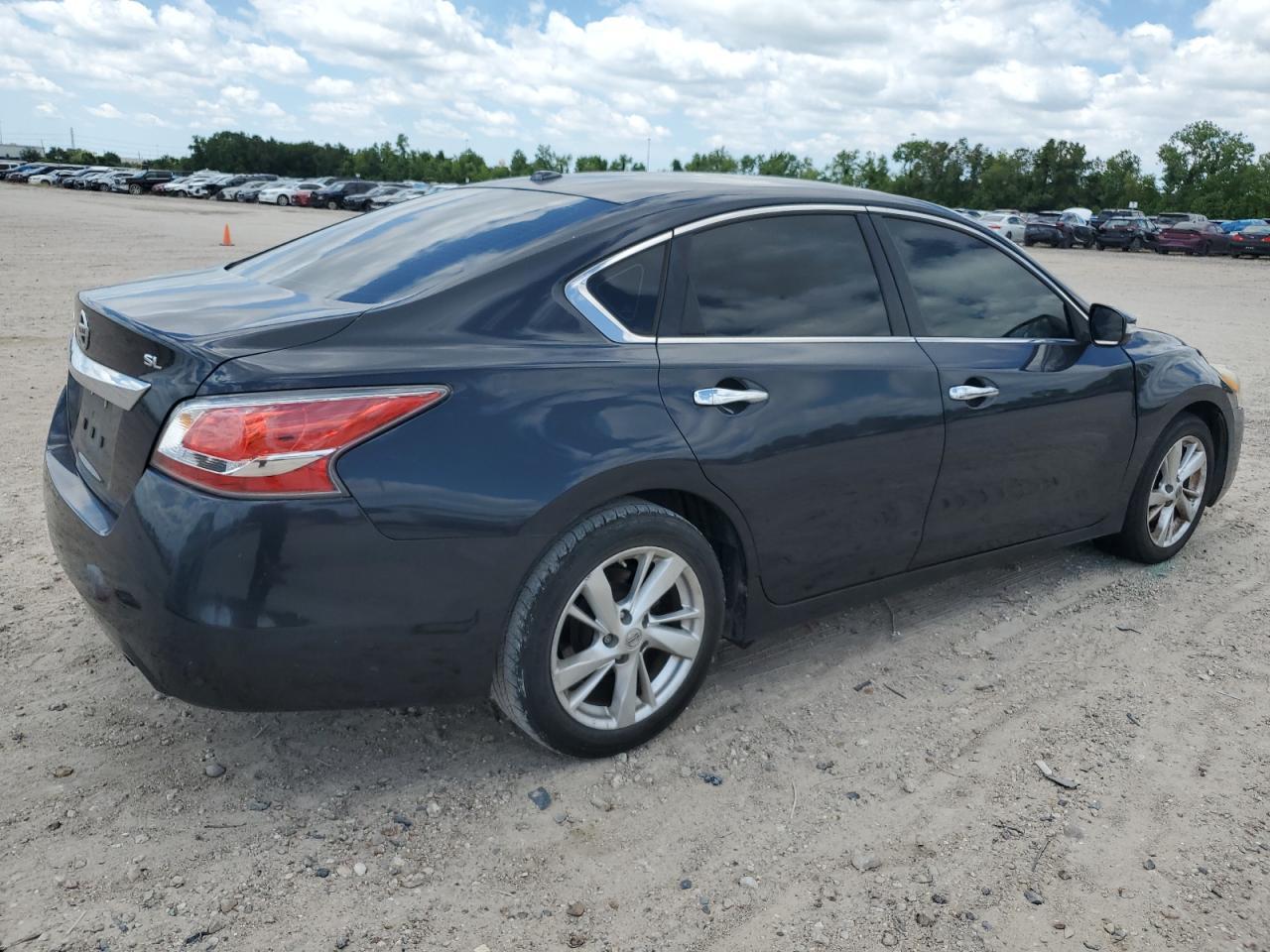 2015 Nissan Altima 2.5 Copart, lot number: 52668685, vin: 1N4AL3AP4FN343808. Thumbnail 3