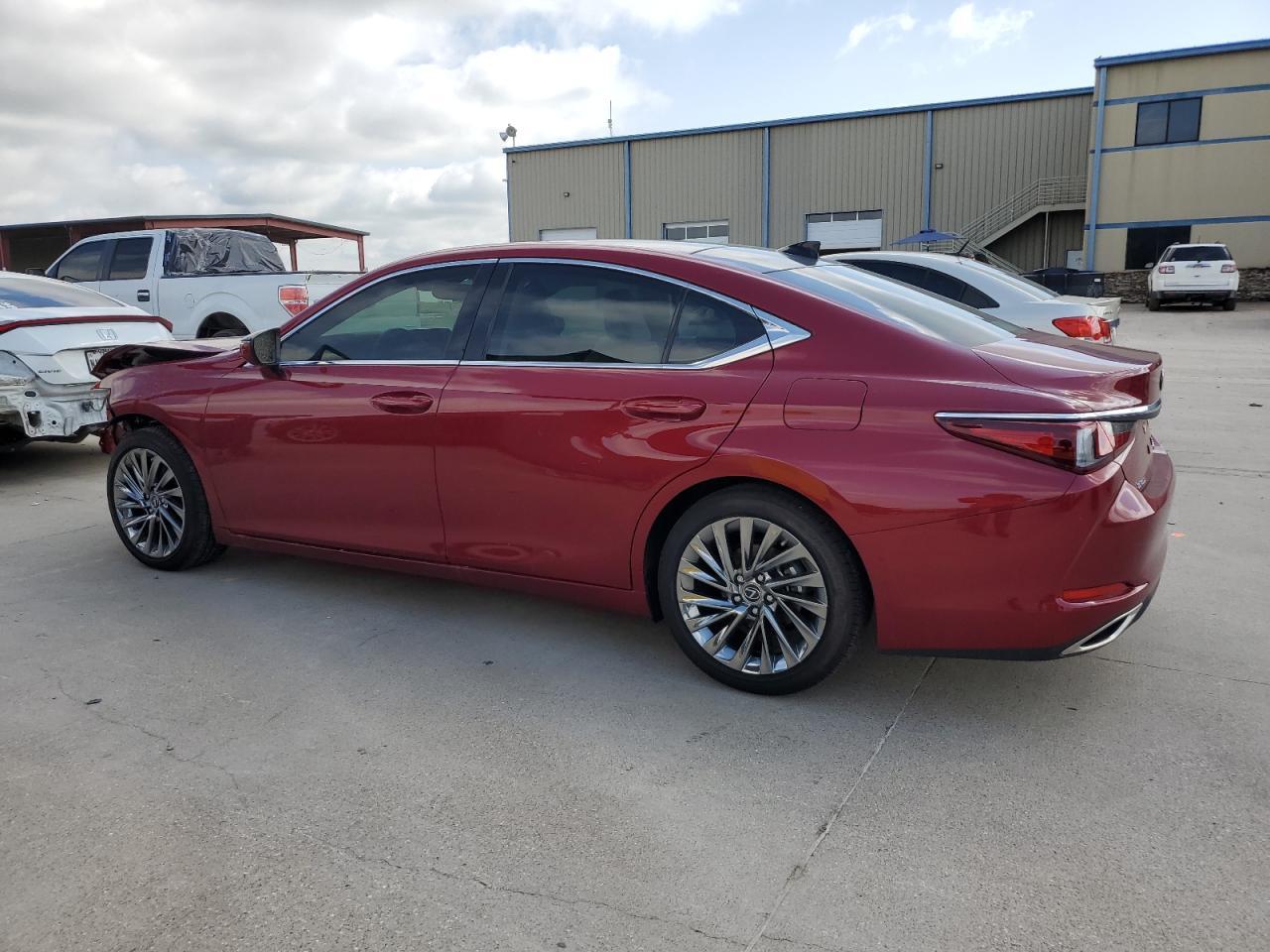 2024 Lexus Es 350 Base Copart, lot number: 55973695, vin: 58AEZ1B15RU183882. Thumbnail 2