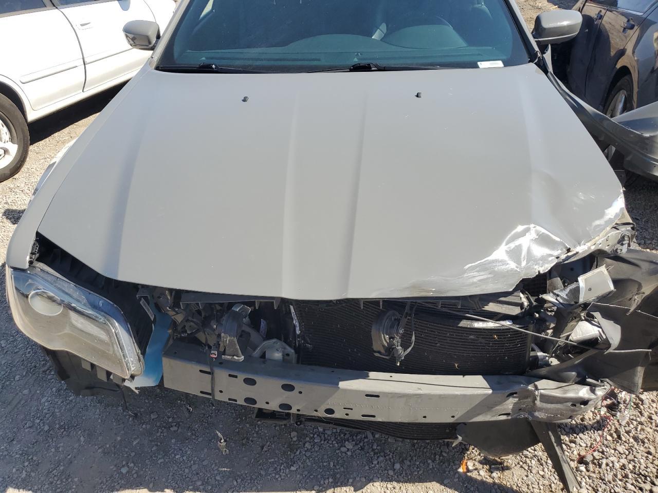 2019 Chrysler 300 S Copart, lot number: 59390735, vin: 2C3CCABG2KH686078. Thumbnail 11