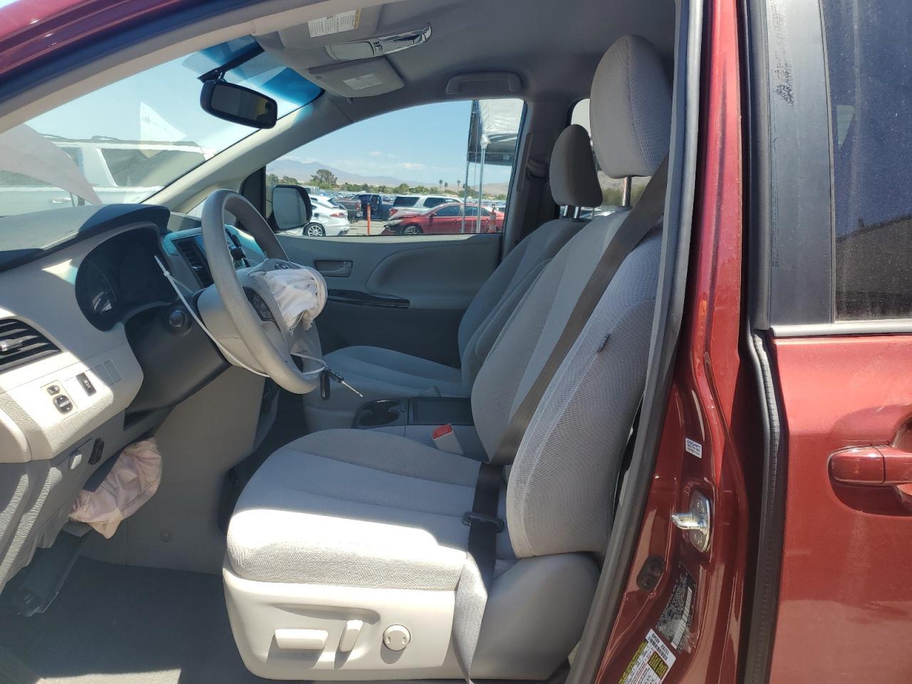 2014 Toyota Sienna Le Copart, lot number: 56601545, vin: 5TDKK3DC7ES462827. Thumbnail 7