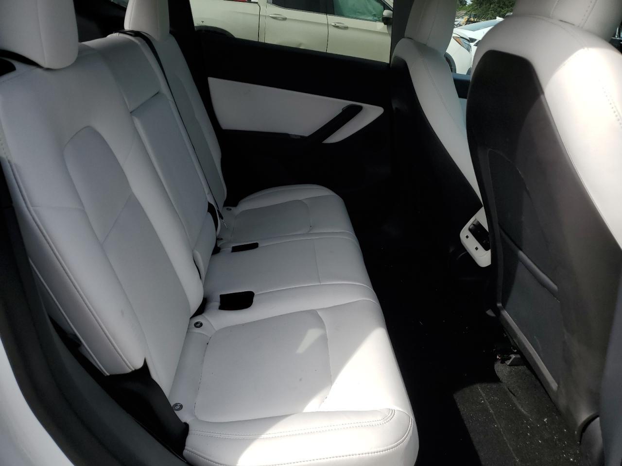 2020 Tesla Model Y Copart, lot number: 54888215, vin: 5YJYGDEF2LF006357. Thumbnail 10