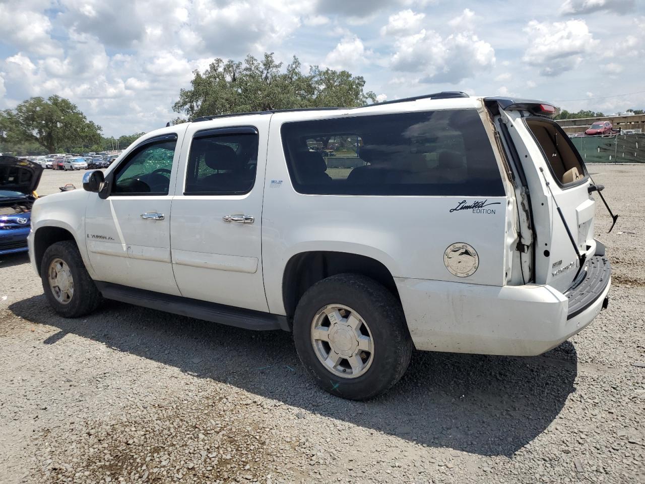 2008 GMC Yukon Xl C1500 Copart, lot number: 56515785, vin: 1GKFC16048J185484. Thumbnail 2