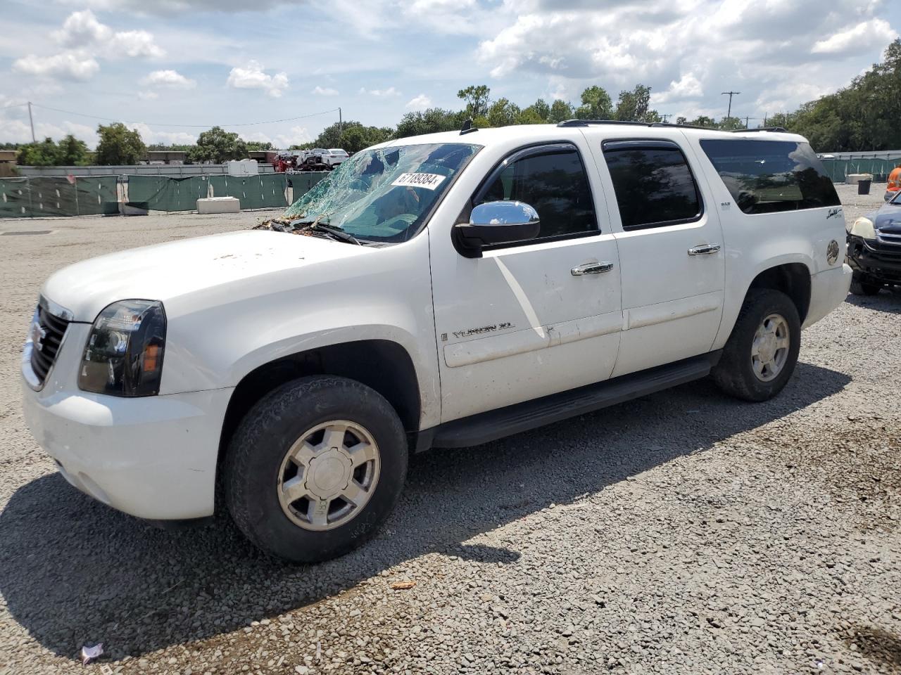 2008 GMC Yukon Xl C1500 Copart, lot number: 56515785, vin: 1GKFC16048J185484. Thumbnail 1