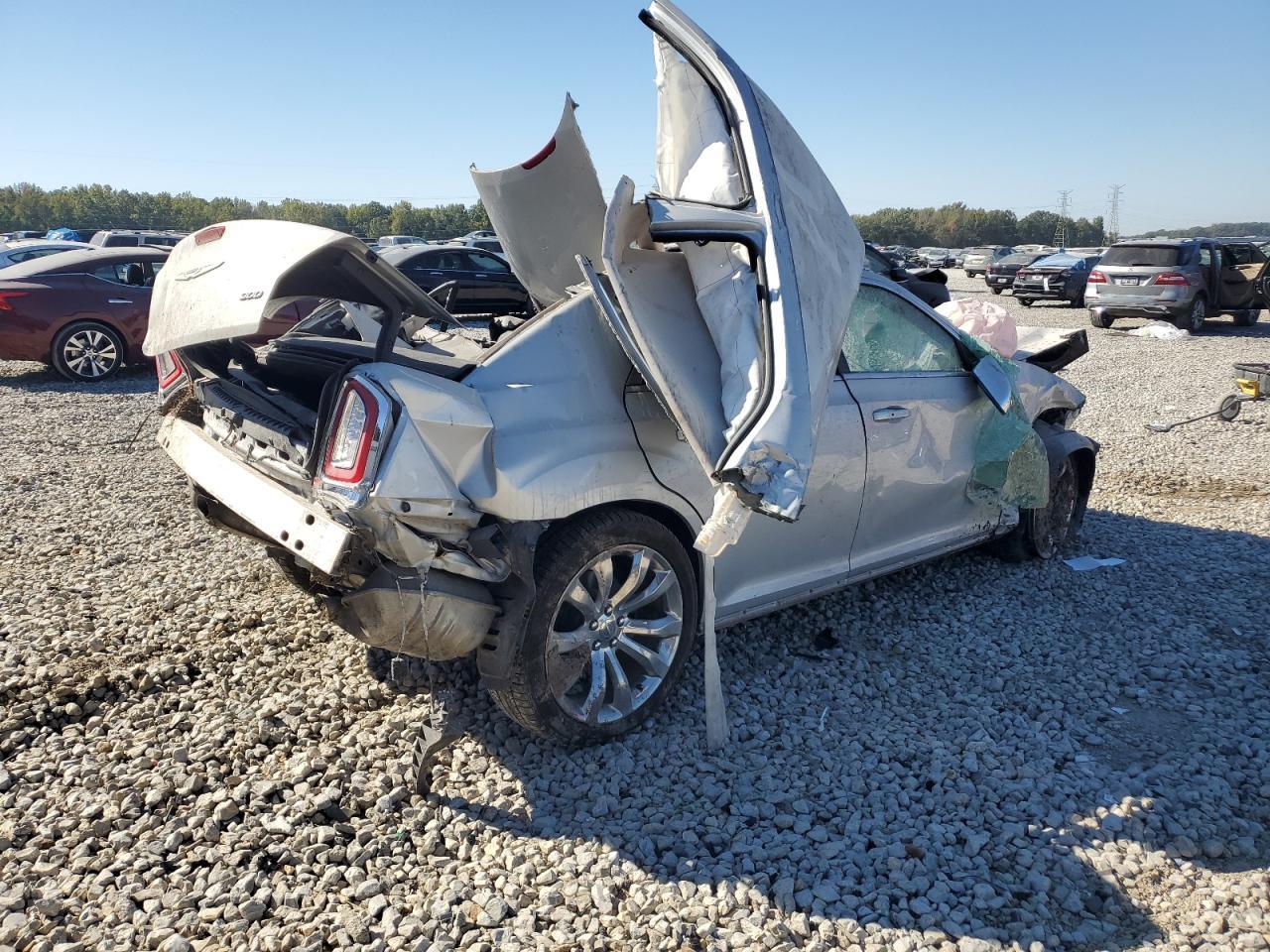 2019 Chrysler 300 Touring Copart, lot number: 54257985, vin: 2C3CCAAG7KH648363. Thumbnail 3