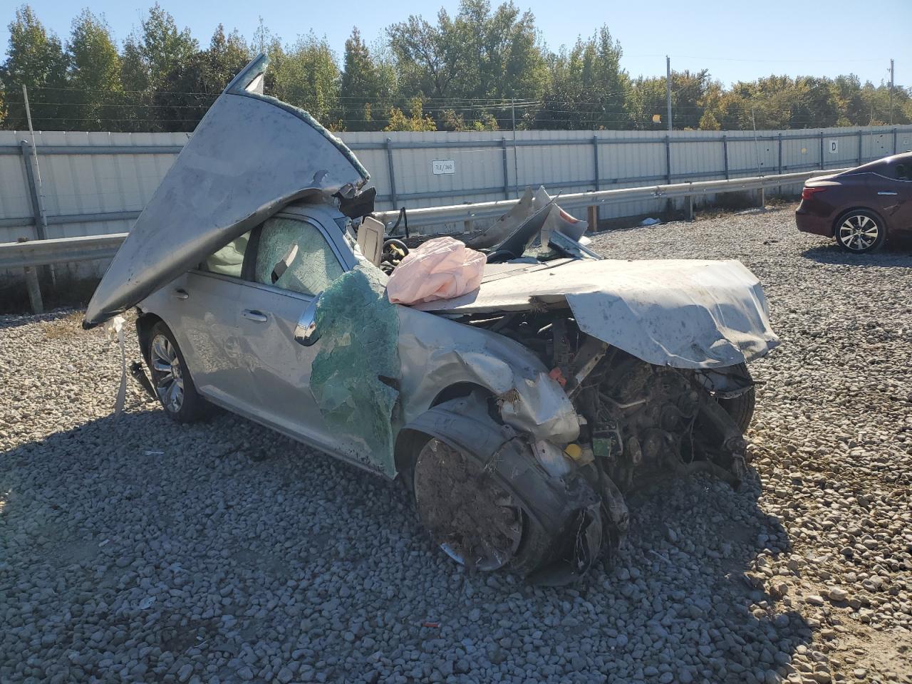 2019 Chrysler 300 Touring Copart, lot number: 54257985, vin: 2C3CCAAG7KH648363. Thumbnail 4