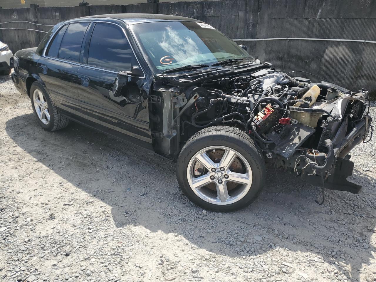 2003 MERCURY MARAUDER Copart, lot number: 46612624, vin: 2MEHM75V63X610168. Thumbnail 4