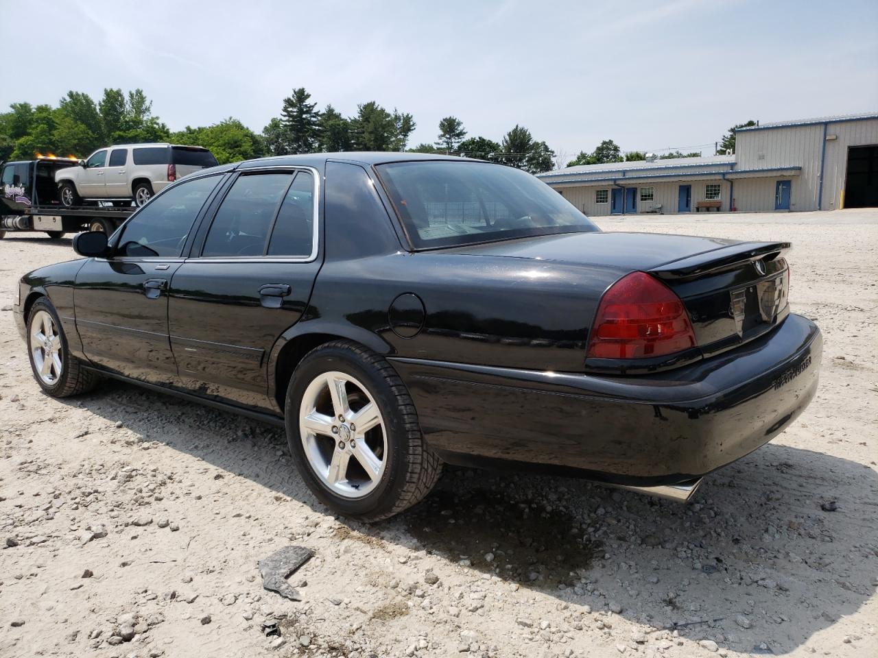 2003 MERCURY MARAUDER Copart, lot number: 60078824, vin: 2MEHM75V73X615122. Thumbnail 2