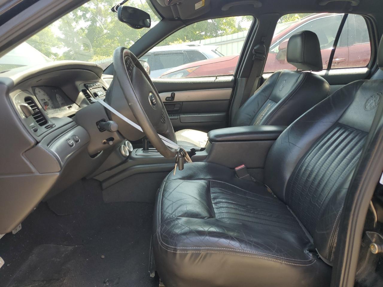 2004 MERCURY MARAUDER Copart, lot number: 57376834, vin: 2MEHM79V74X607727. Thumbnail 7