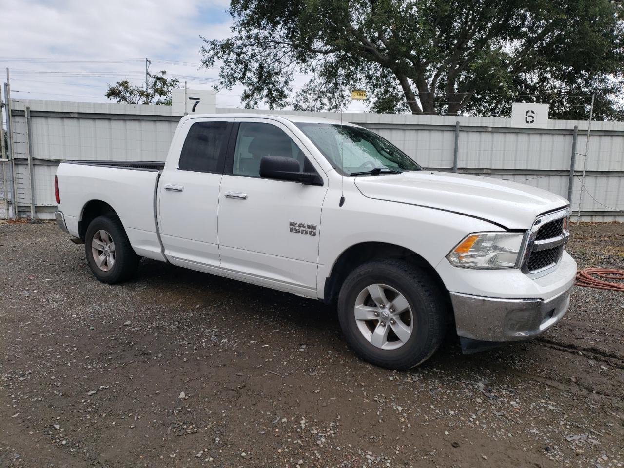2017 RAM 1500 SLT Copart, lot number: 65013083, vin: 1C6RR7GG5HS583441. Thumbnail 4