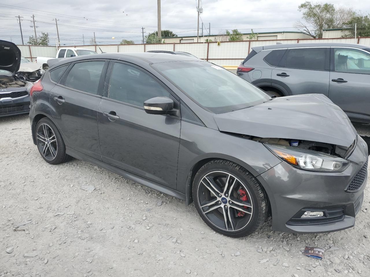 2016 FORD FOCUS ST Copart, lot number: 71361723, vin: 1FADP3L98GL374380. Thumbnail 4