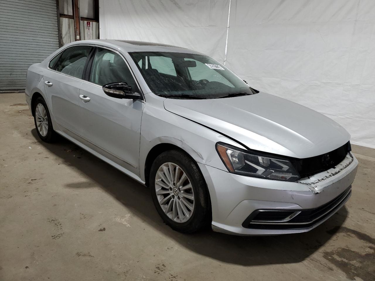 2016 VOLKSWAGEN PASSAT SE Copart, lot number: 42031724, vin: 1VWBT7A30GC020823. Thumbnail 4