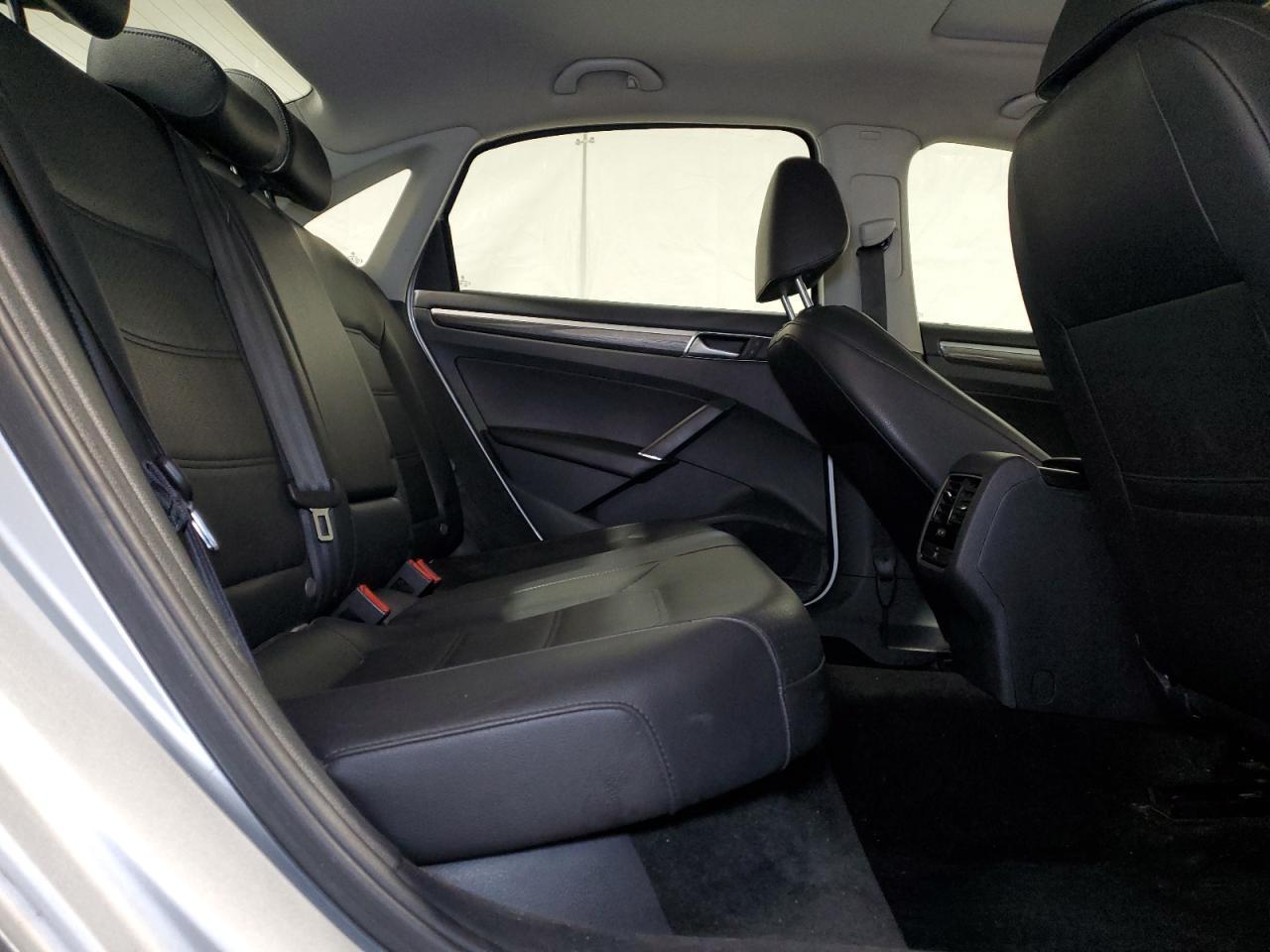 2016 VOLKSWAGEN PASSAT SE Copart, lot number: 42031724, vin: 1VWBT7A30GC020823. Thumbnail 10